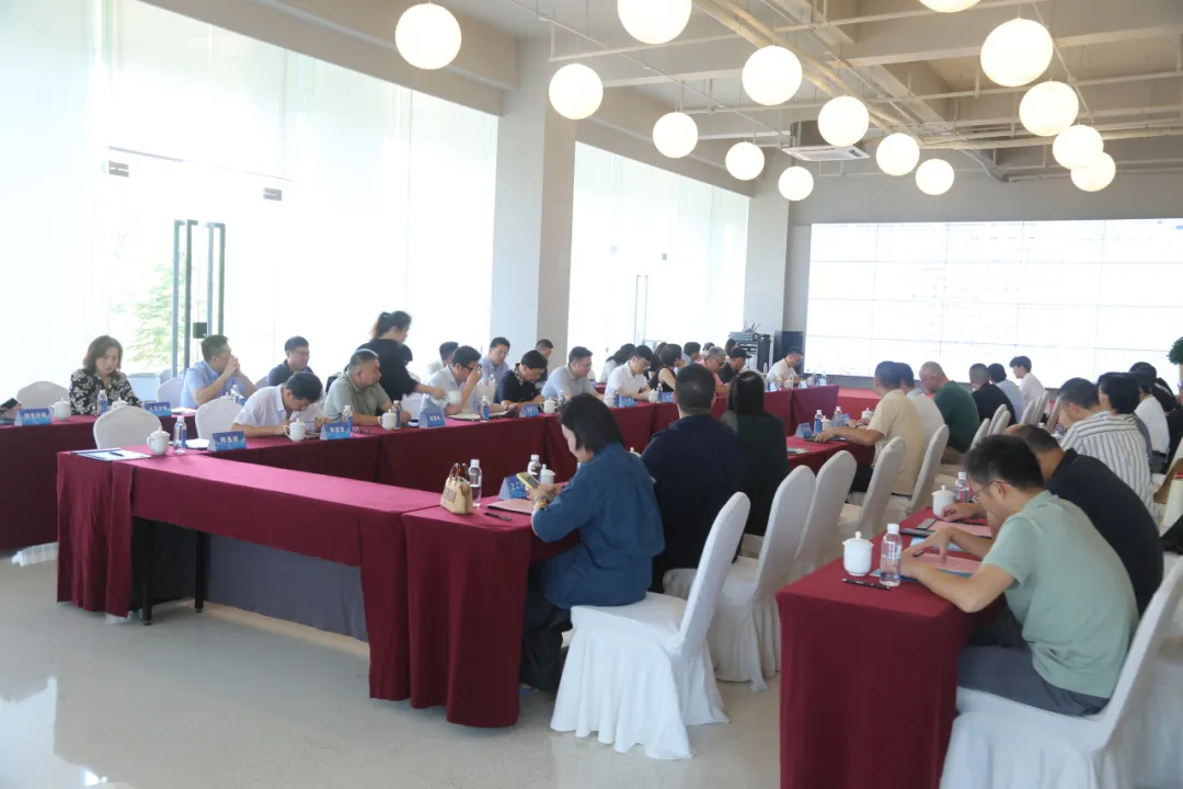 浙江工业大学校友会召开2025年年中工作会议，数智产业联盟会长俞蔚致辞并分享实践经验_7.jpg